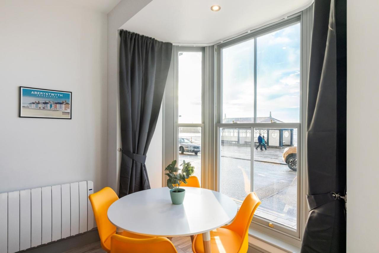 New Central Seafront Apartment- Stunning Sea Views Aberystwyth Exterior photo